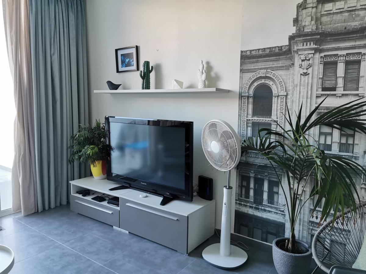 Duplex Maisonette With Heated P-Pool And Jacuzzi Saint Julian's Exteriér fotografie
