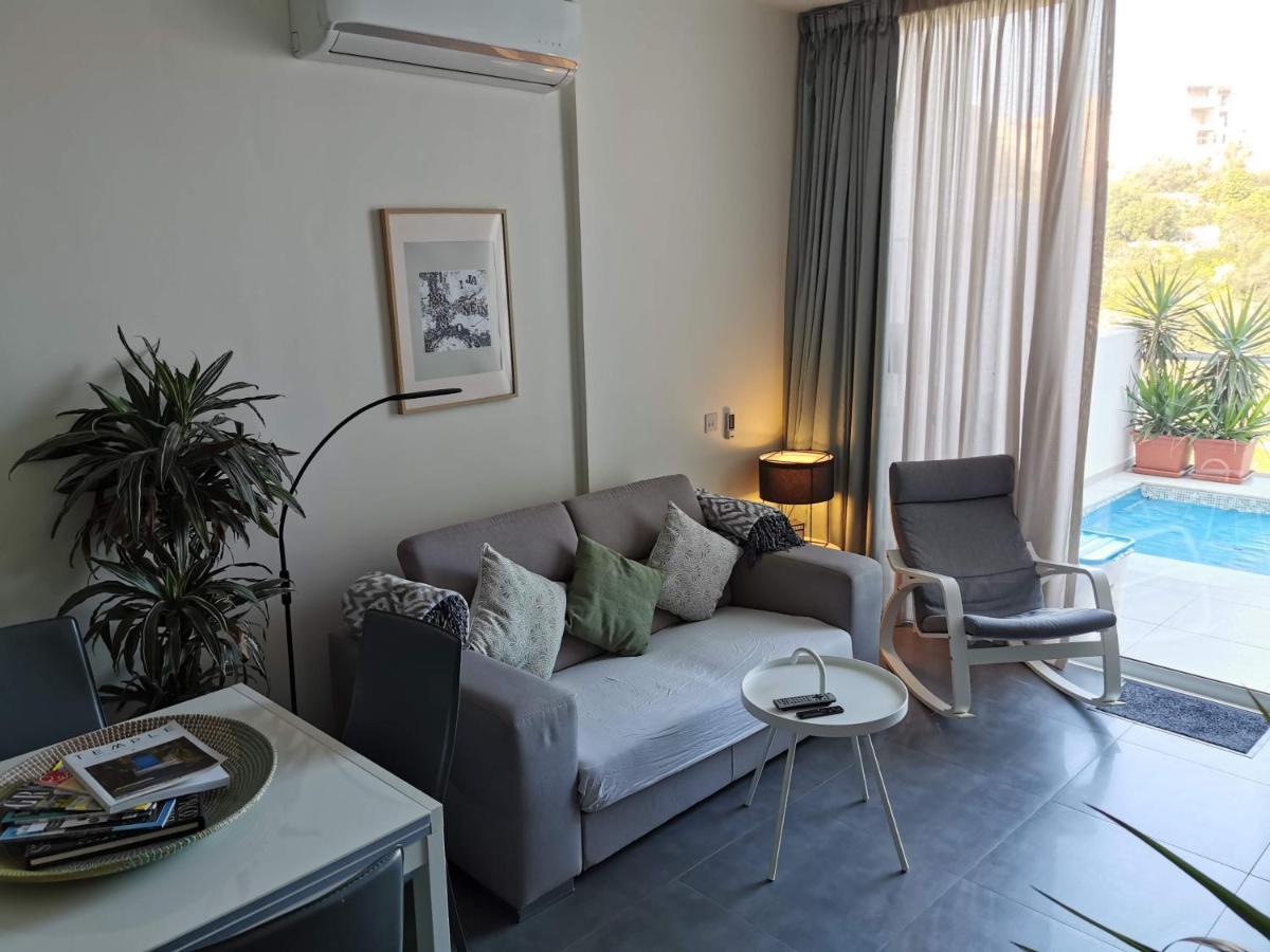 Duplex Maisonette With Heated P-Pool And Jacuzzi Saint Julian's Exteriér fotografie