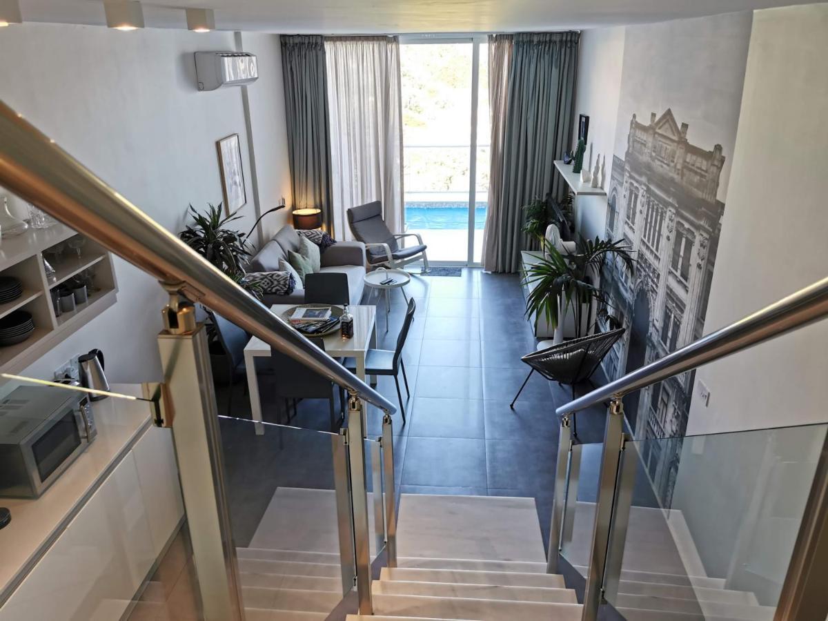 Duplex Maisonette With Heated P-Pool And Jacuzzi Saint Julian's Exteriér fotografie